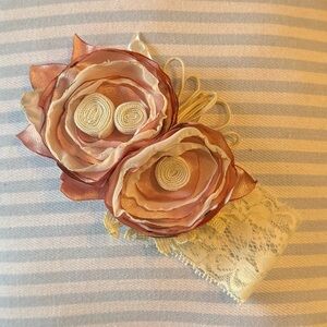 Baby girls headbands.